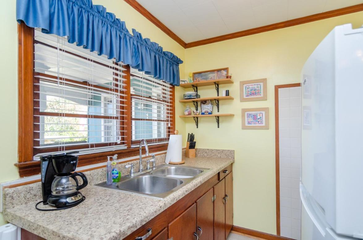 The Pelican Hidden Treasure Inn Room 2 By Bryant Real Estate キュリビーチ エクステリア 写真
